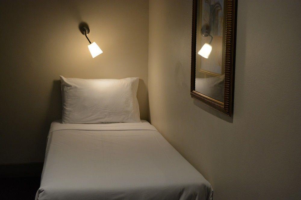City Square Motel Мельбурн Екстер'єр фото